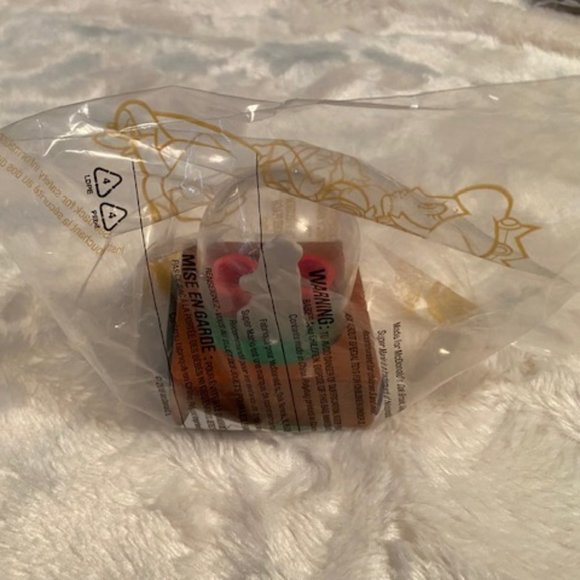 2/$30 Nintendo Super Mario Princess Peach McDonalds Happy Meal Toy NIP - Picture 1 of 5